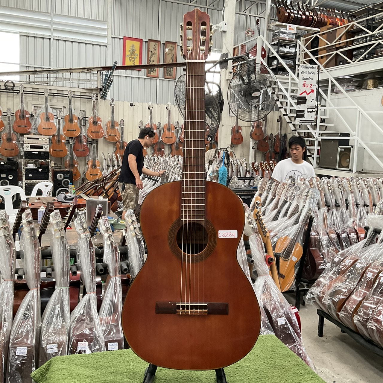 กีต้าร์คลาสสิค ZEN-ON GUT : No.70