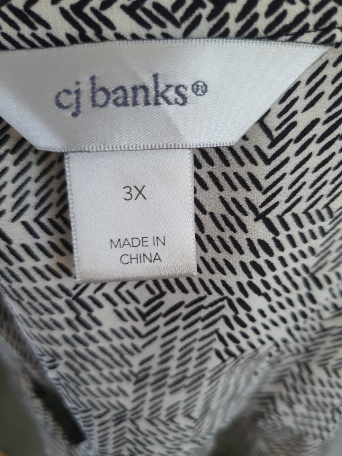 FF05394 เสื้อผ้ามือสอง ชีฟอง แบรนด์ cj banks อก free -56 นิ้ว