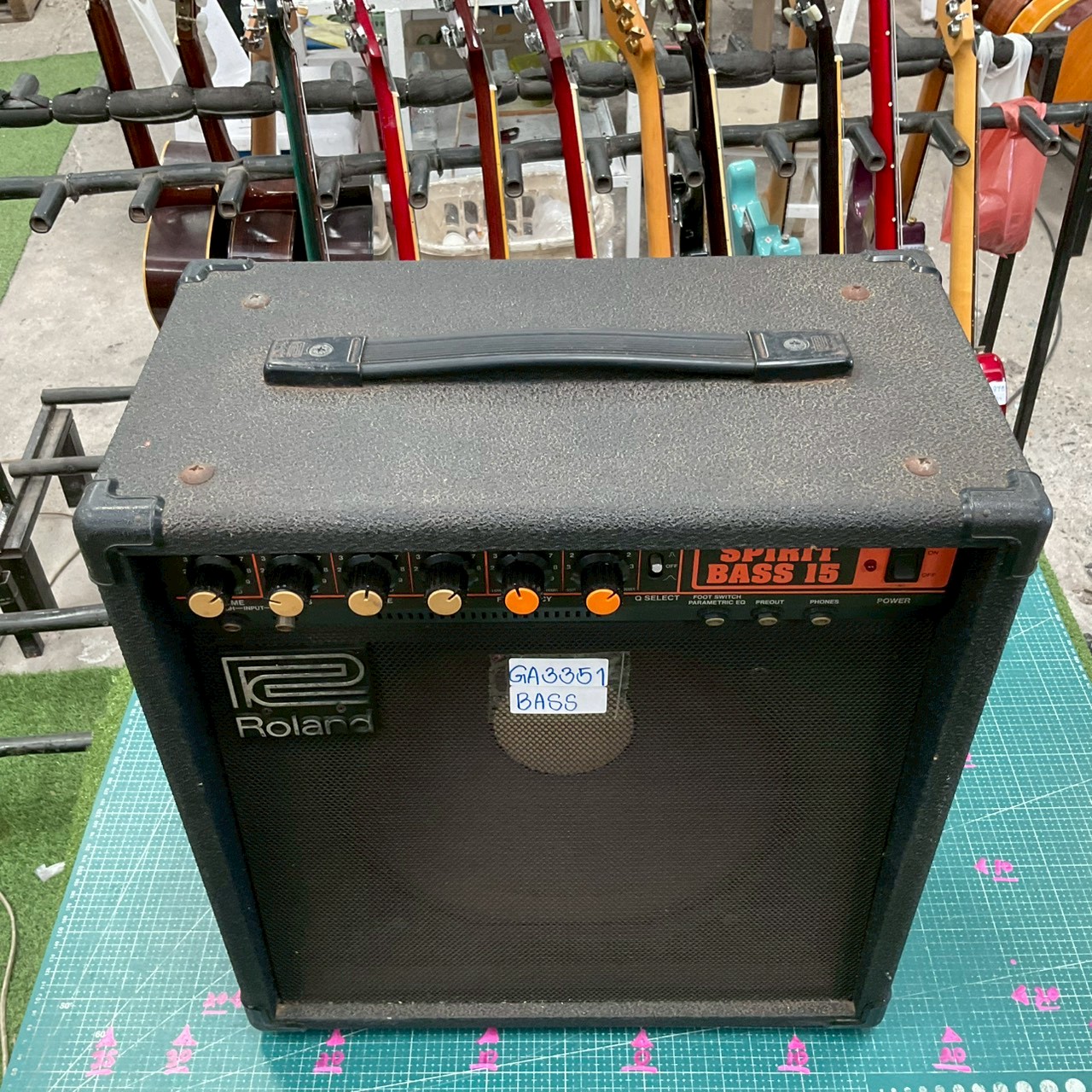 แอมป์เบส Roland : SPB-15 - ร้านเครื่องดนตรีมือสองญี่ปุ่น