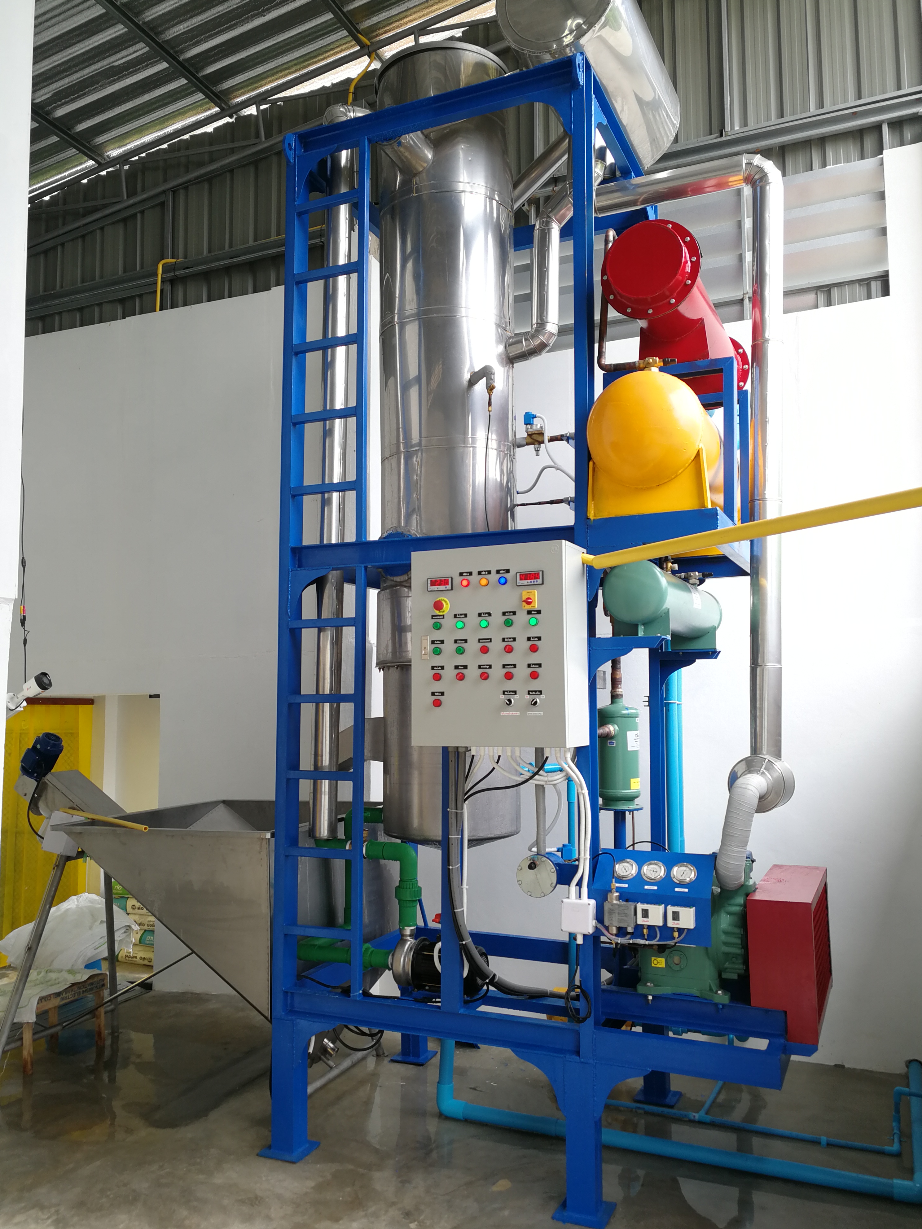 เครื่องผลิตน้ำแข็งหลอด กำลังการผลิต 5 ตัน/วัน