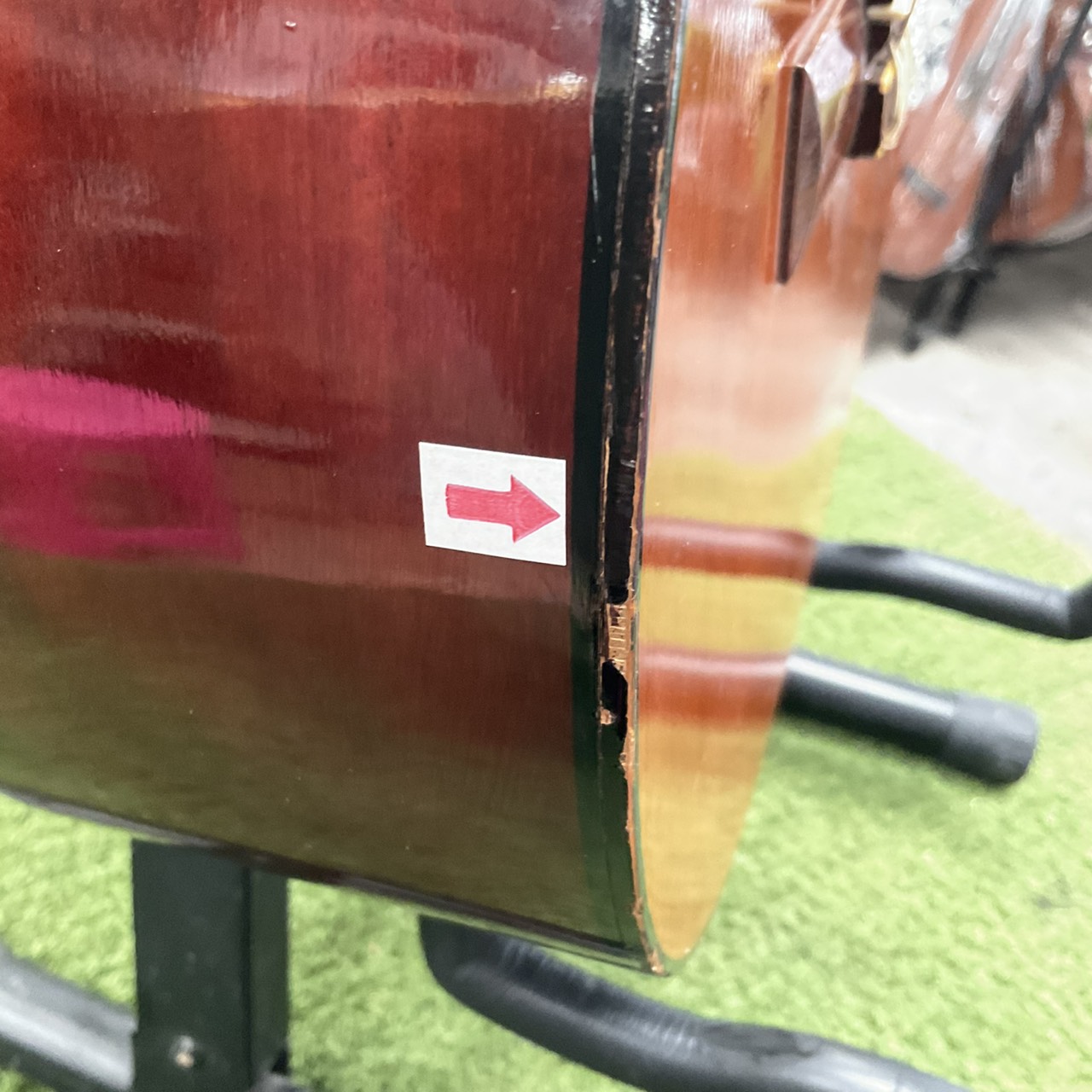 กีต้าร์คลาสสิค ISUMI : No.100