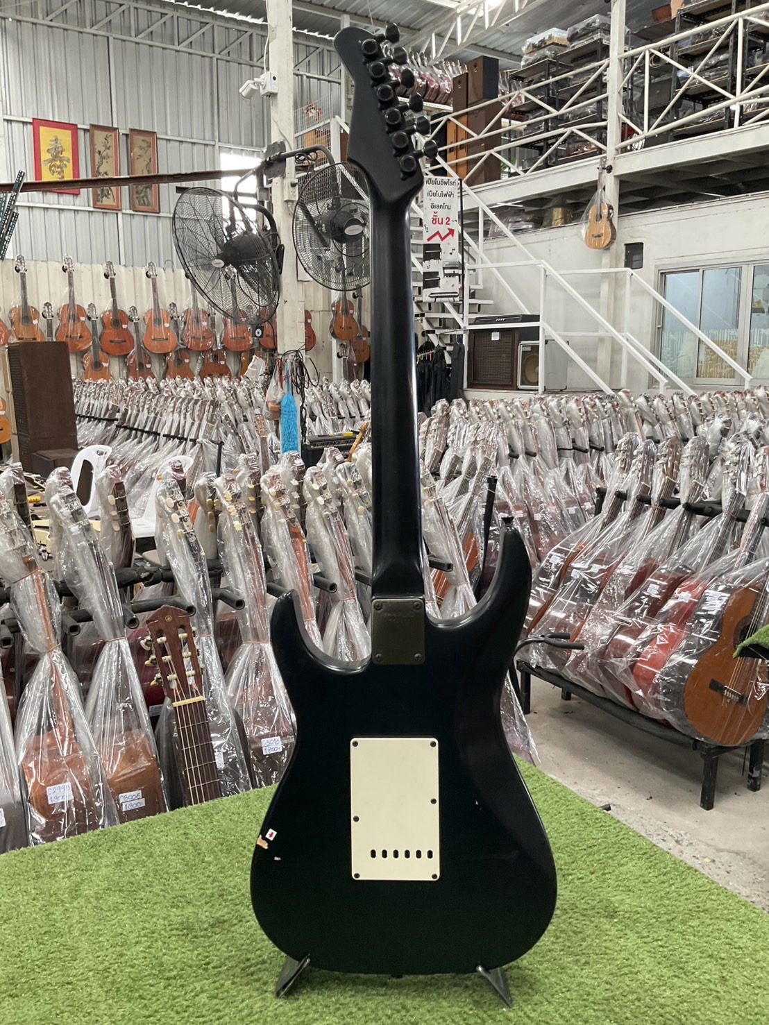 กีต้าร์ไฟฟ้า FERNANDES