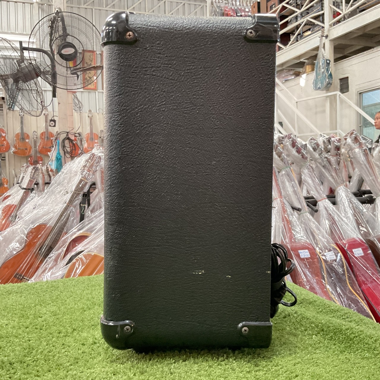 แอมป์กีต้าร์ Burny : GC-20R