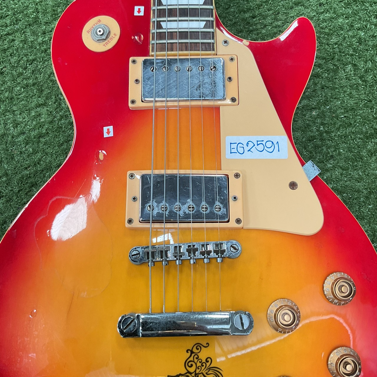 กีต้าร์ไฟฟ้า PhotoGenic