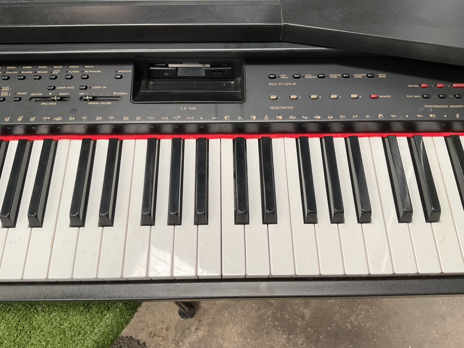 เปียโน YAMAHA : Clavinova CVP-50