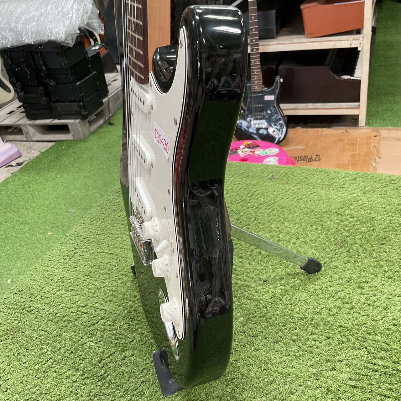 กีต้าร์ไฟฟ้า SELDER