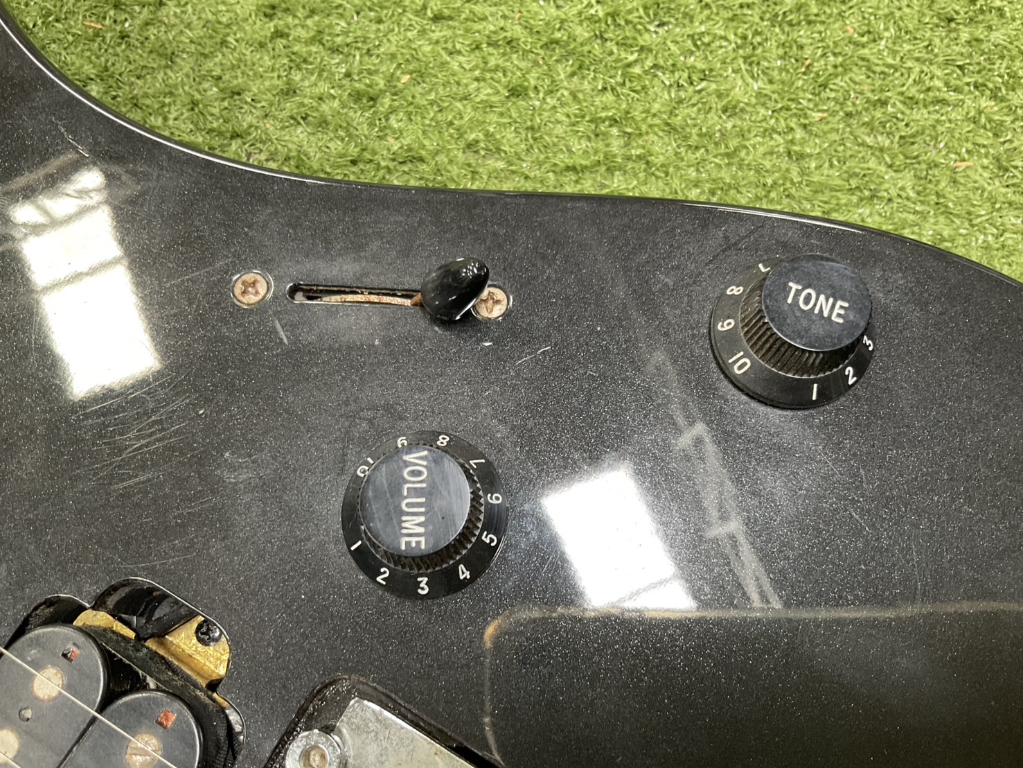 กีต้าร์ไฟฟ้า YAMAHA