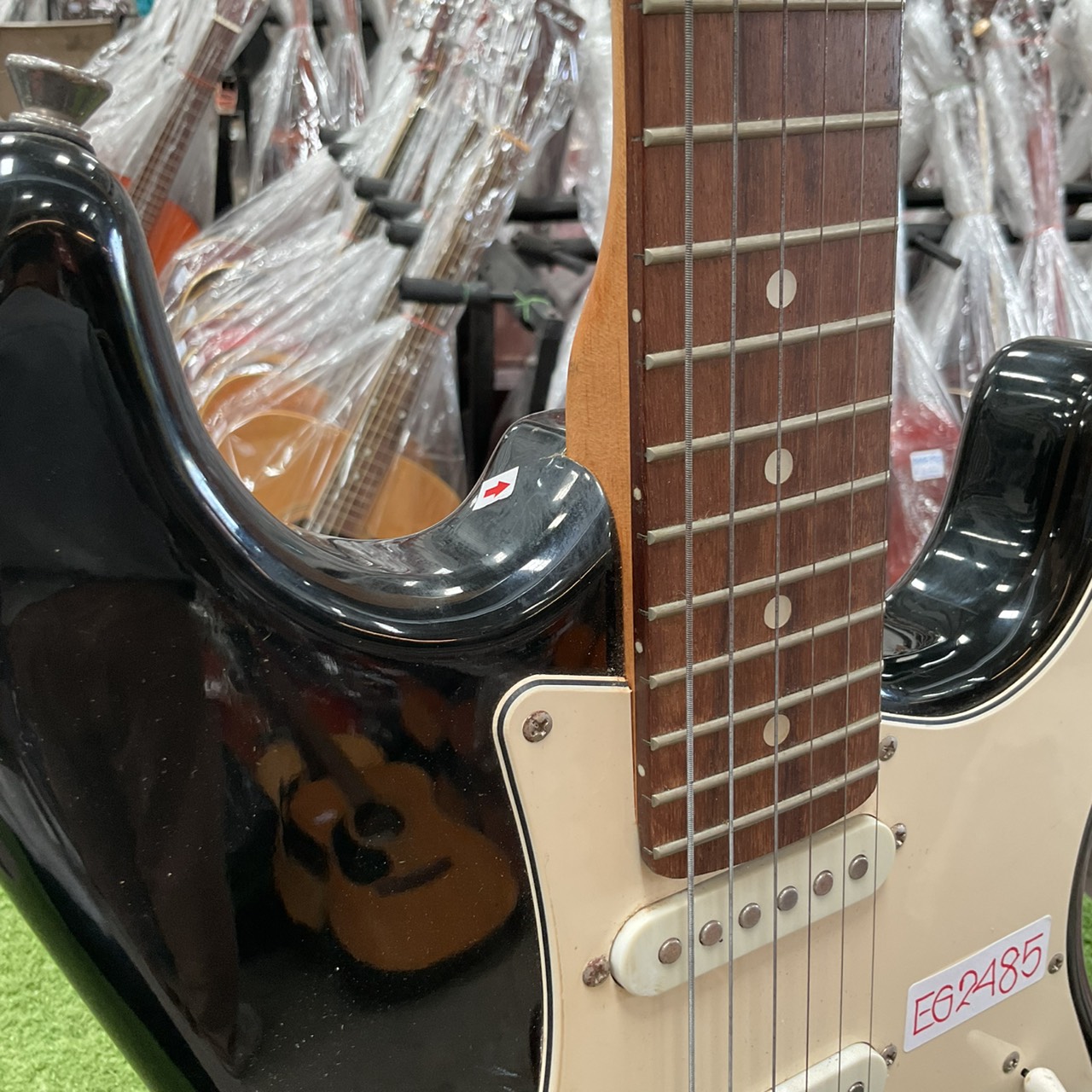 กีต้าร์ไฟฟ้า SELDER