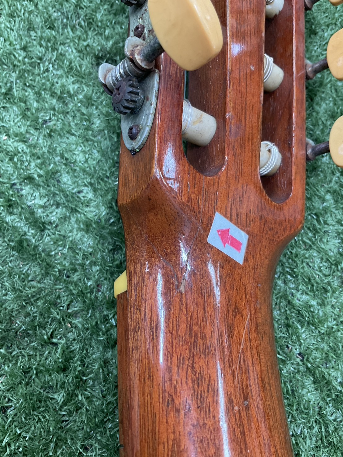 กีต้าร์คลาสสิค YAMAHA : G-70D