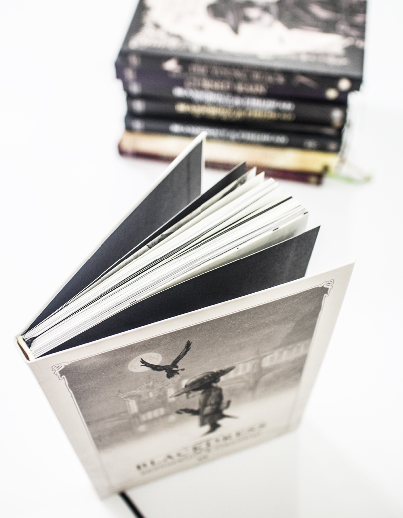 Beansprout & Firehead VI - BLACKDRESS - ถั่วงอกและหัวไฟ (เล่ม6) กับเรื่องราวของสุภาพสตรีชุดดำ (ปกกึ่งแข็ง)