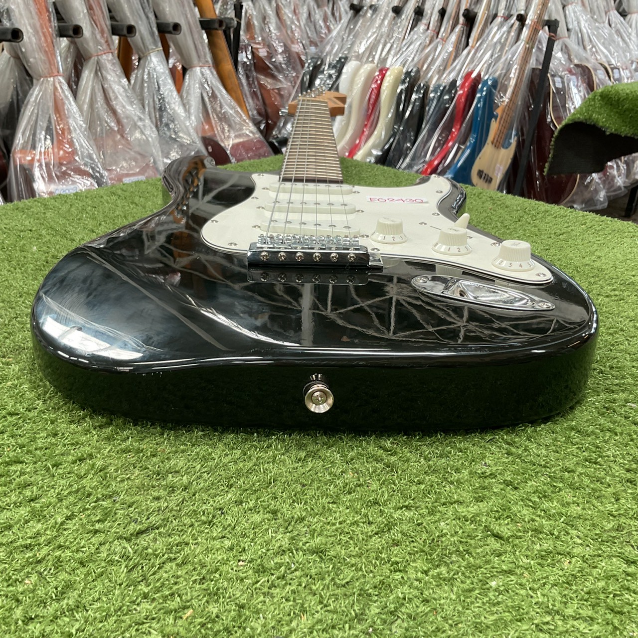 กีต้าร์ไฟฟ้า SELDER