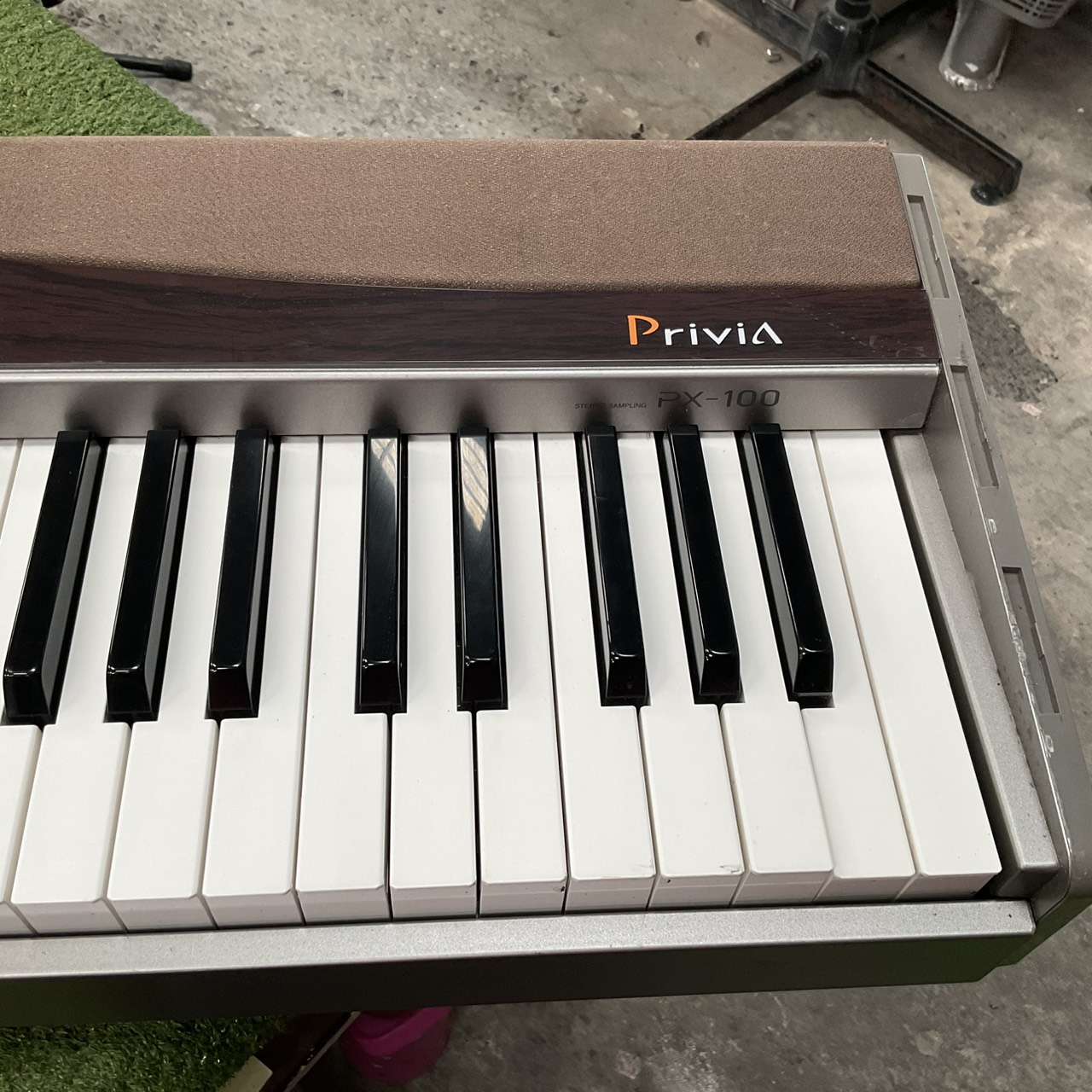 เปียโน CASIO : PX-100 สินค้าไม่พร้อมใช้งาน (ต้องซ่อม)