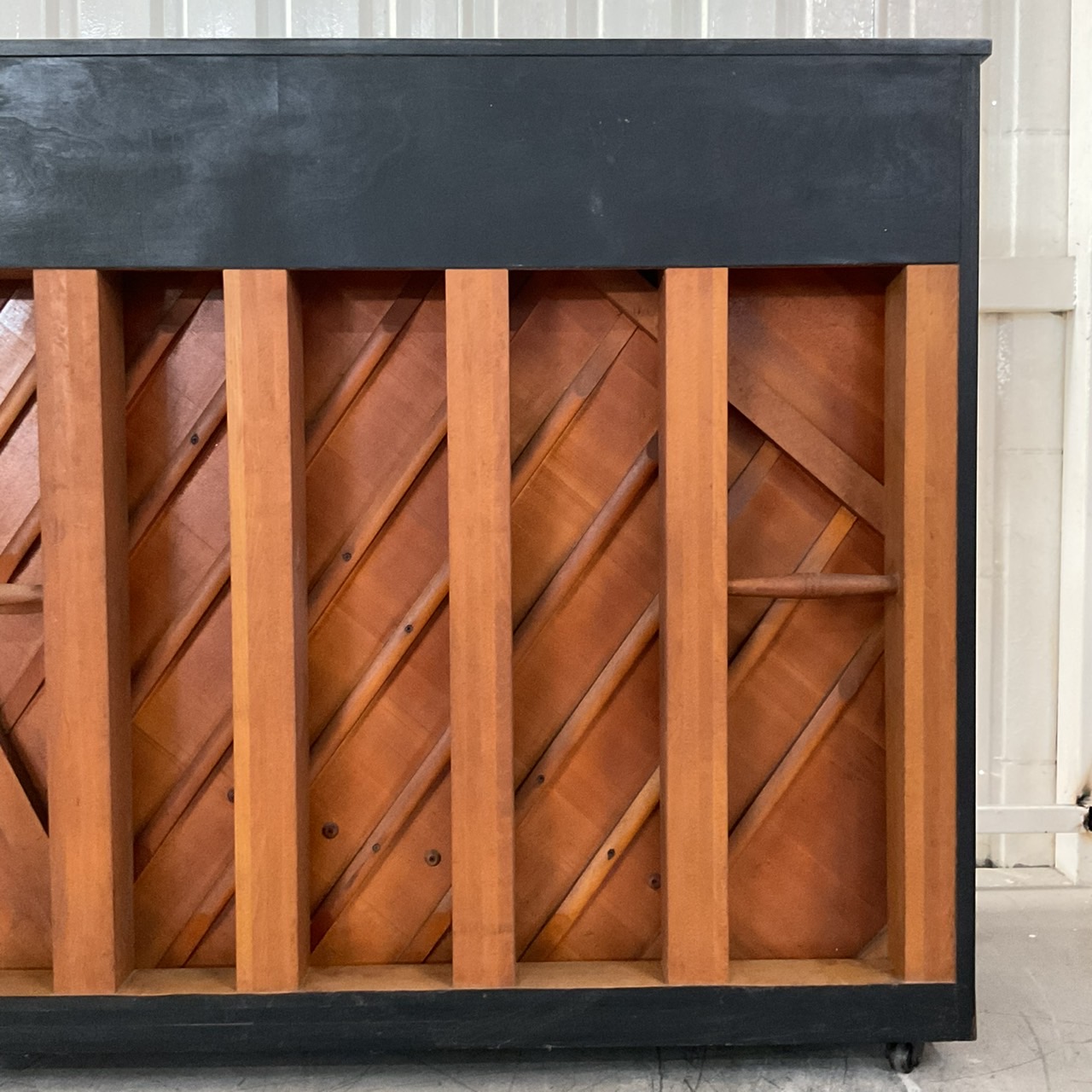 เปียโน MIKI