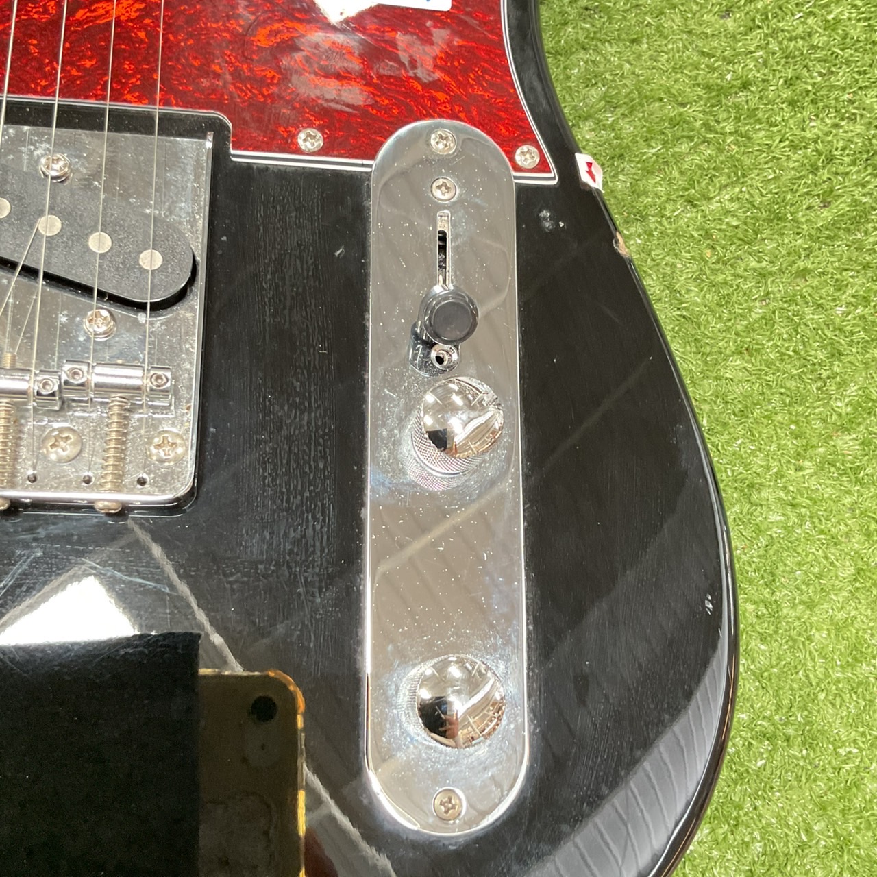 กีต้าร์ไฟฟ้า Legend