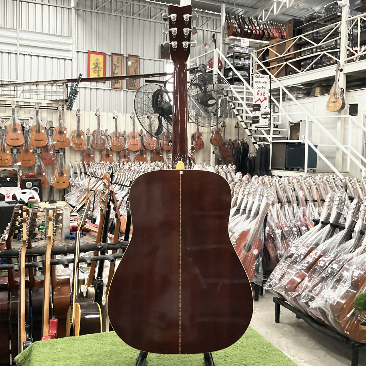 กีต้าร์โปร่ง YAMAHA : FG-151