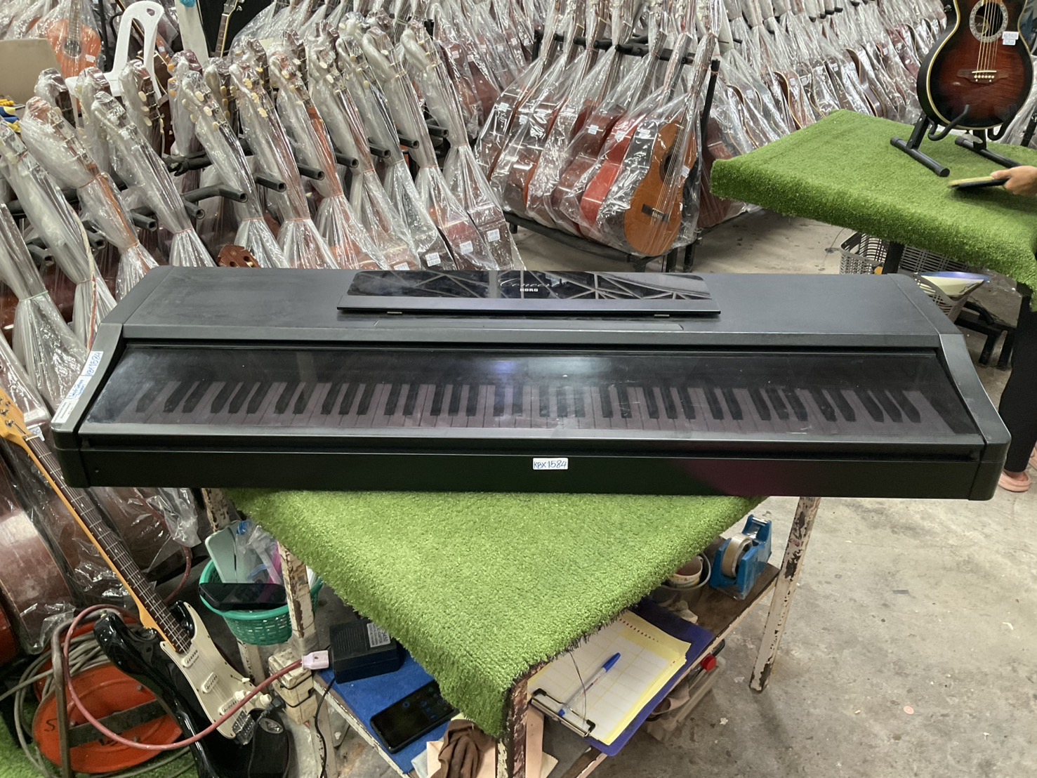 เปียโน KORG : C-16 สินค้าไม่พร้อมใช้งาน (ต้องซ่อม)