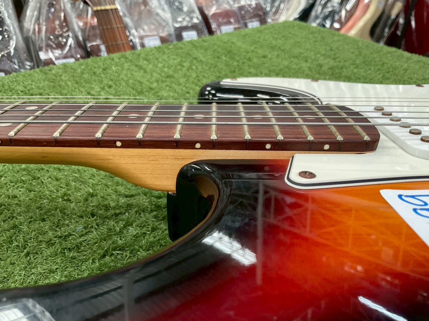 กีต้าร์ไฟฟ้า SELDER