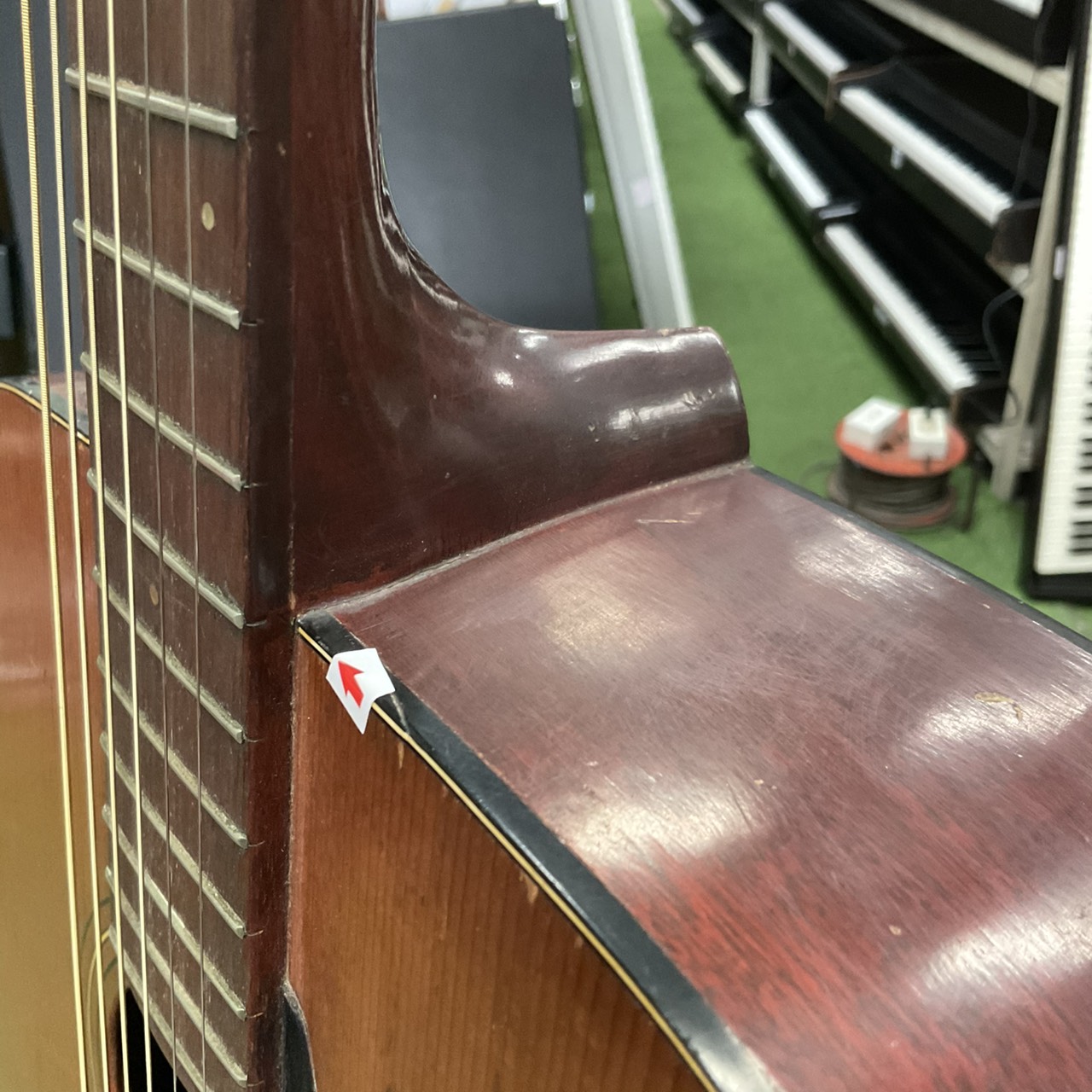 กีต้าร์โปร่ง YAMAHA : FG-140