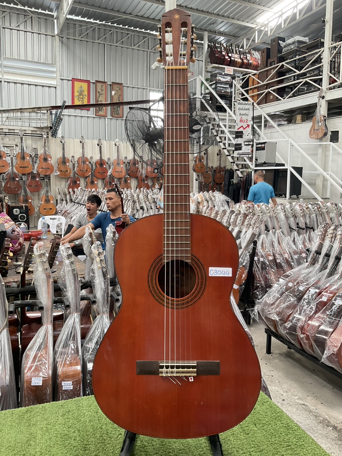 กีต้าร์คลาสสิค YAMAHA : G-70D
