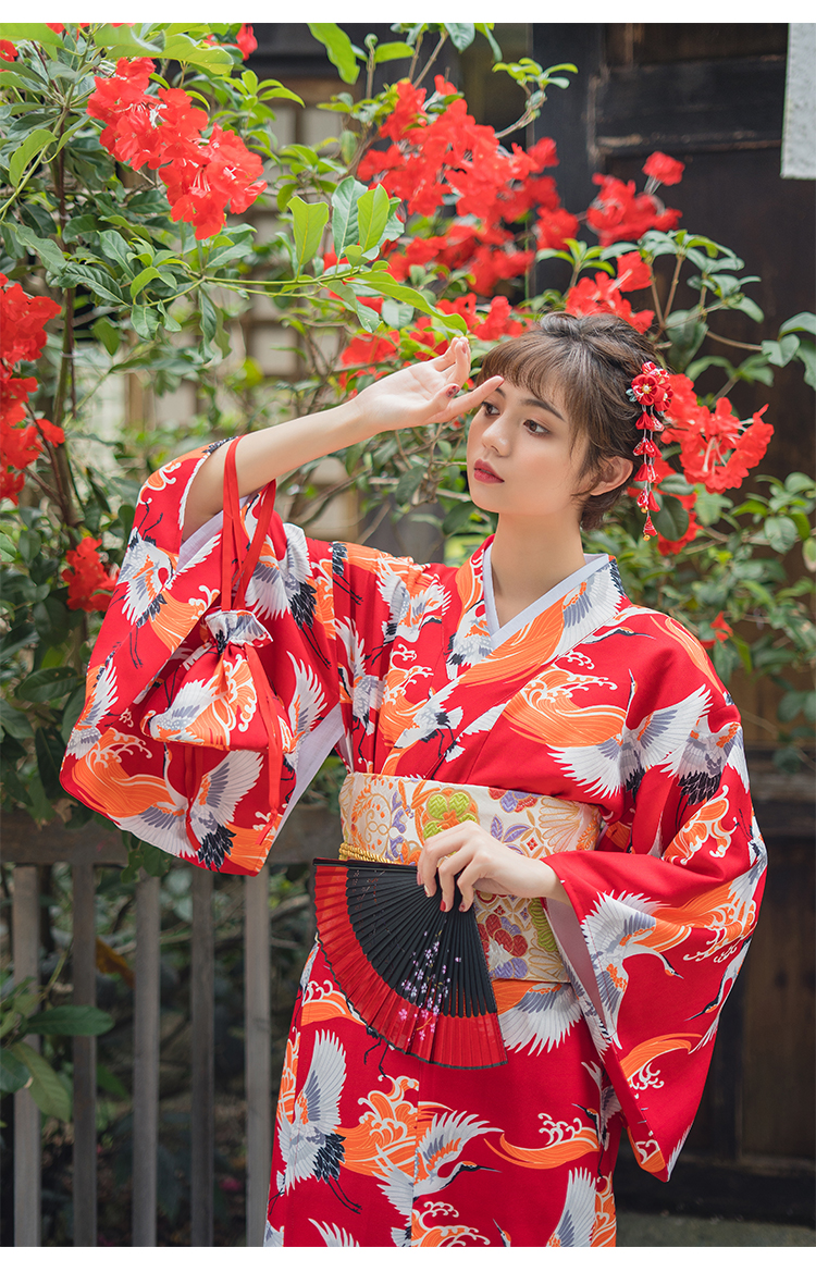 ชุดยูกาตะหญิง ญี่ปุ่น 日本の浴衣 Japanese Women Yukata
