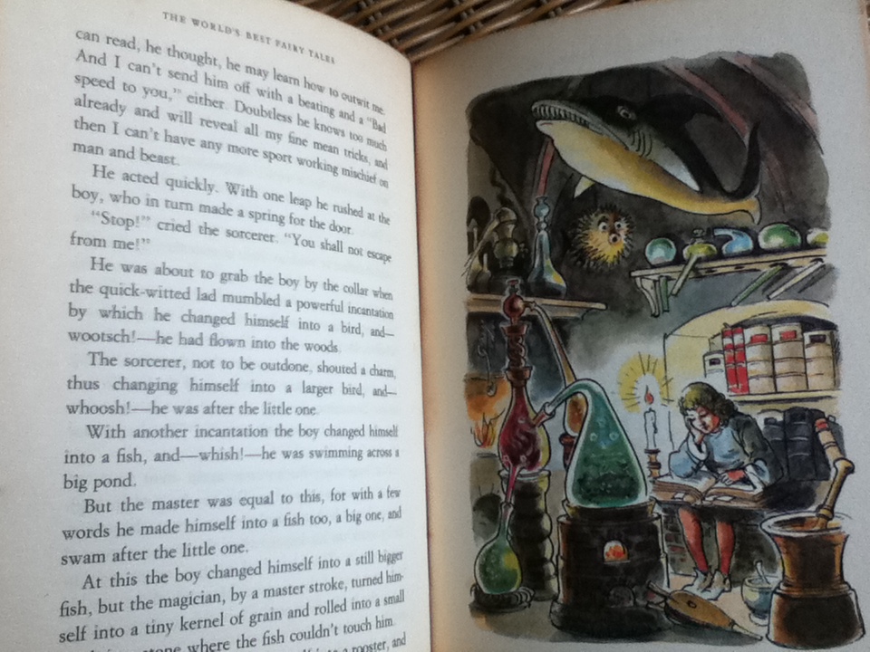 THE WORLD'S BEST FAIRY TALES Edited by Belle Becker Sideman