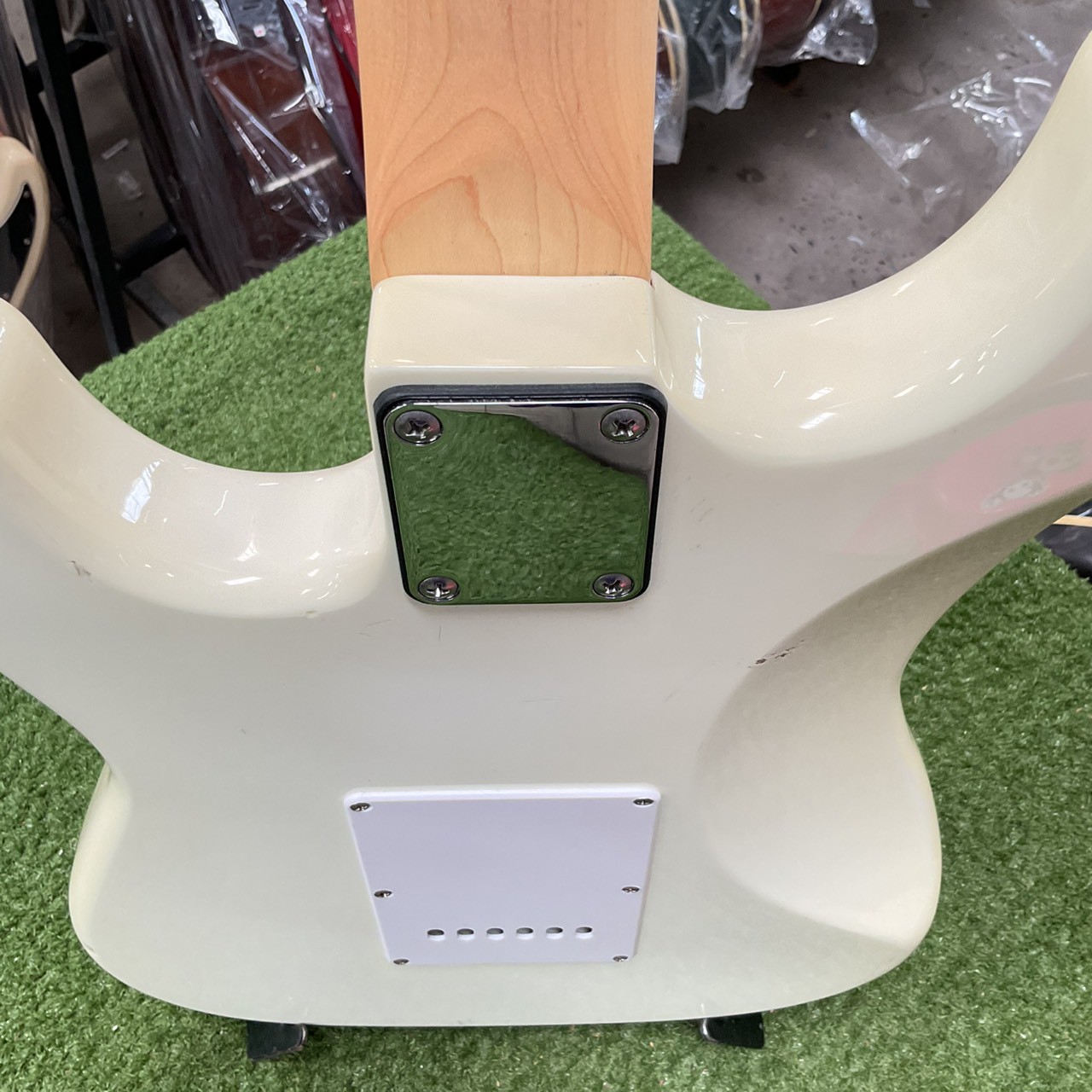 กีต้าร์ไฟฟ้า SELDER