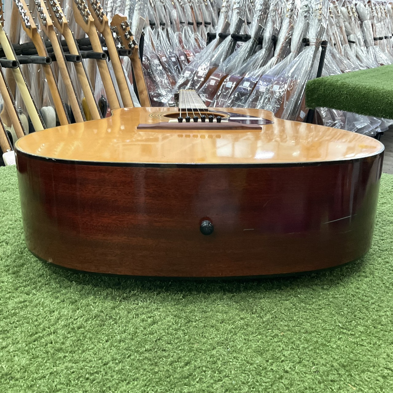 กีต้าร์โปร่ง YAMAHA : FG-160