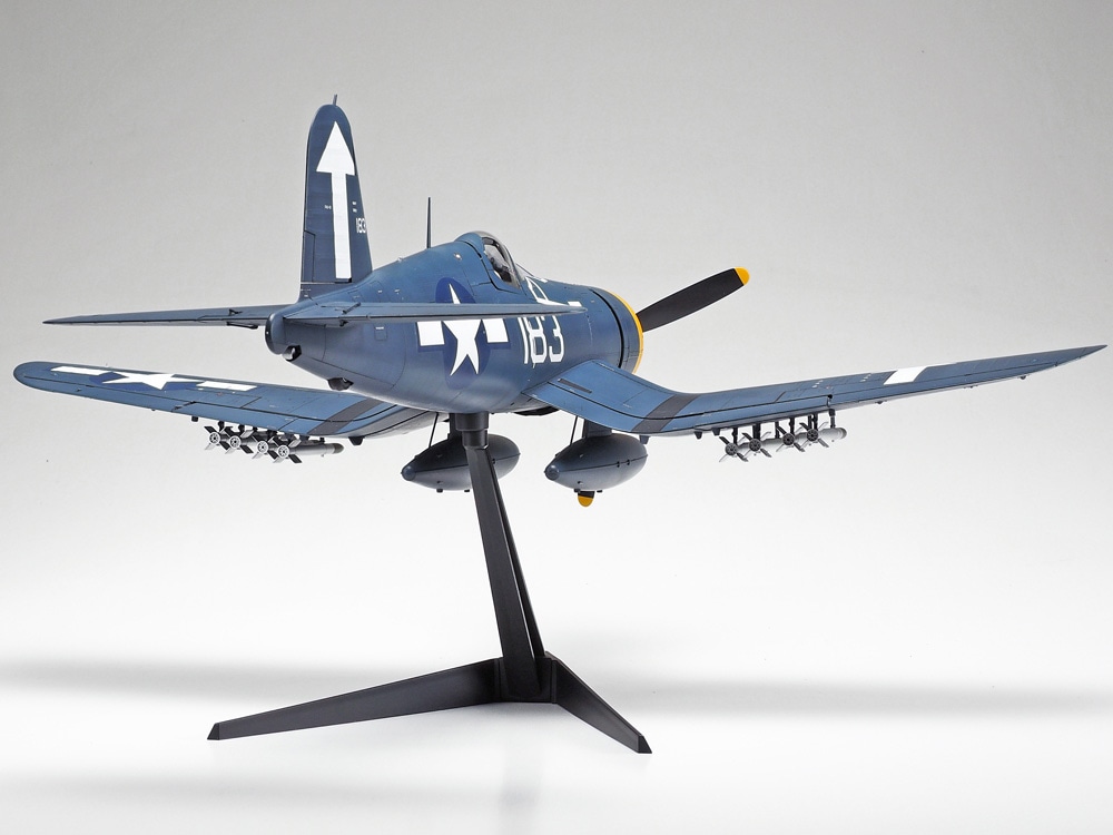 โมเดลเครื่องบิน Tamiya ขนาด 1/32 TA60327 Vought F4U-1D Corsair