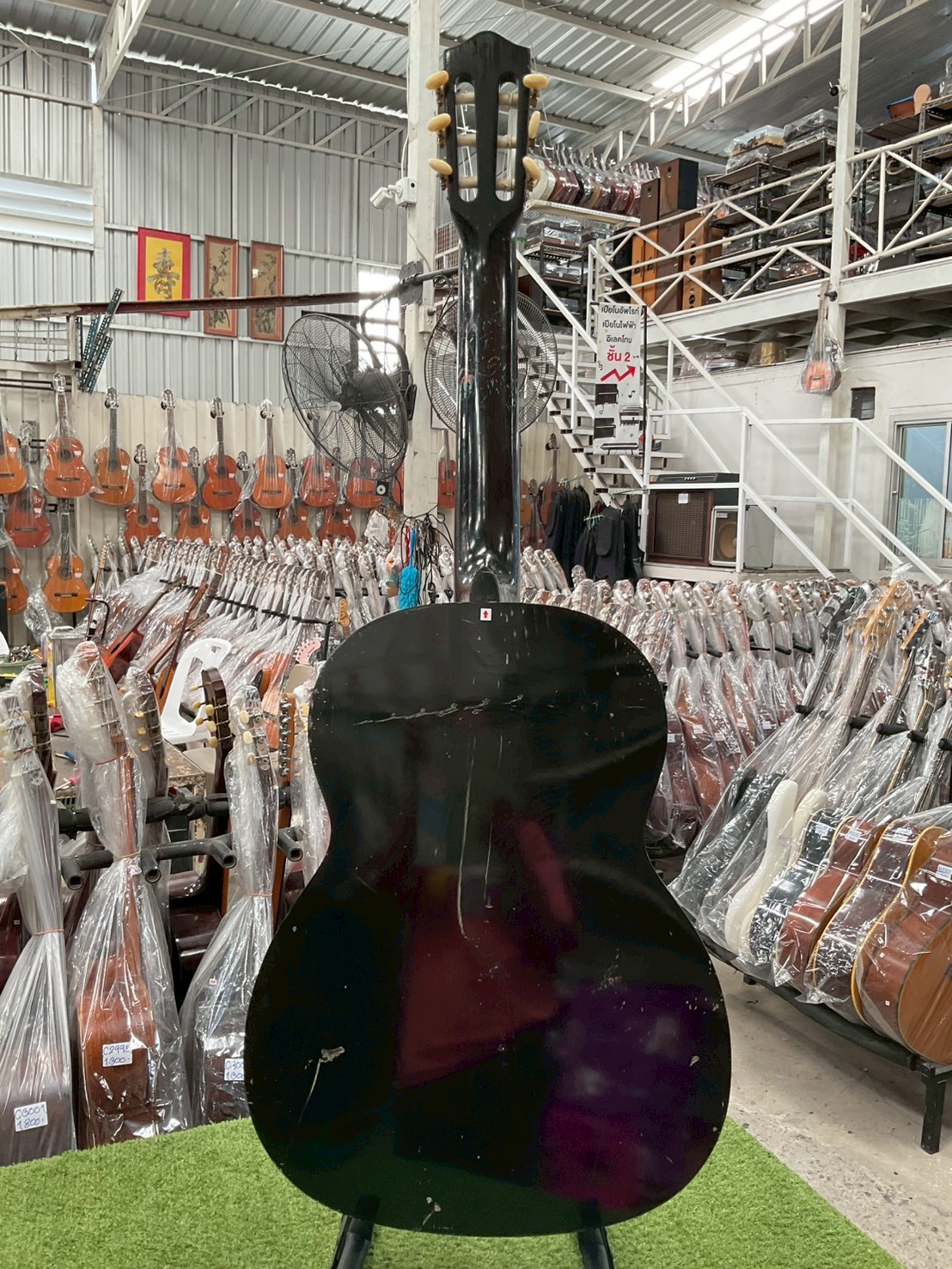 กีต้าร์คลาสสิค AzaLea