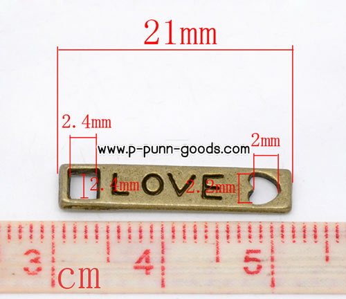 ป้ายอักษร Love ฉลุรูปหัวใจ ขนาด 4x21 มม. ตัวเชื่อม สีทองเหลืองโบราณ
