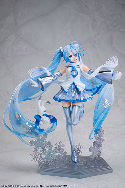 Snow Miku Sky Town 10th Anniversary Ver. 1/7 Complete Figure(Pre-order)