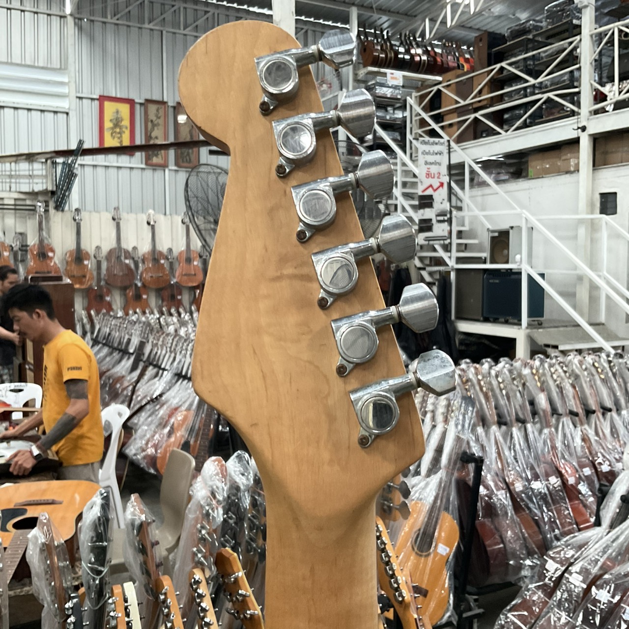 กีต้าร์ไฟฟ้า SELDER