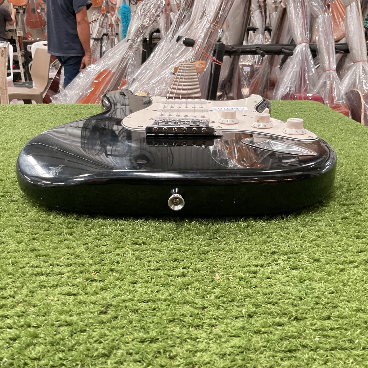 กีต้าร์ไฟฟ้า VANGUAR