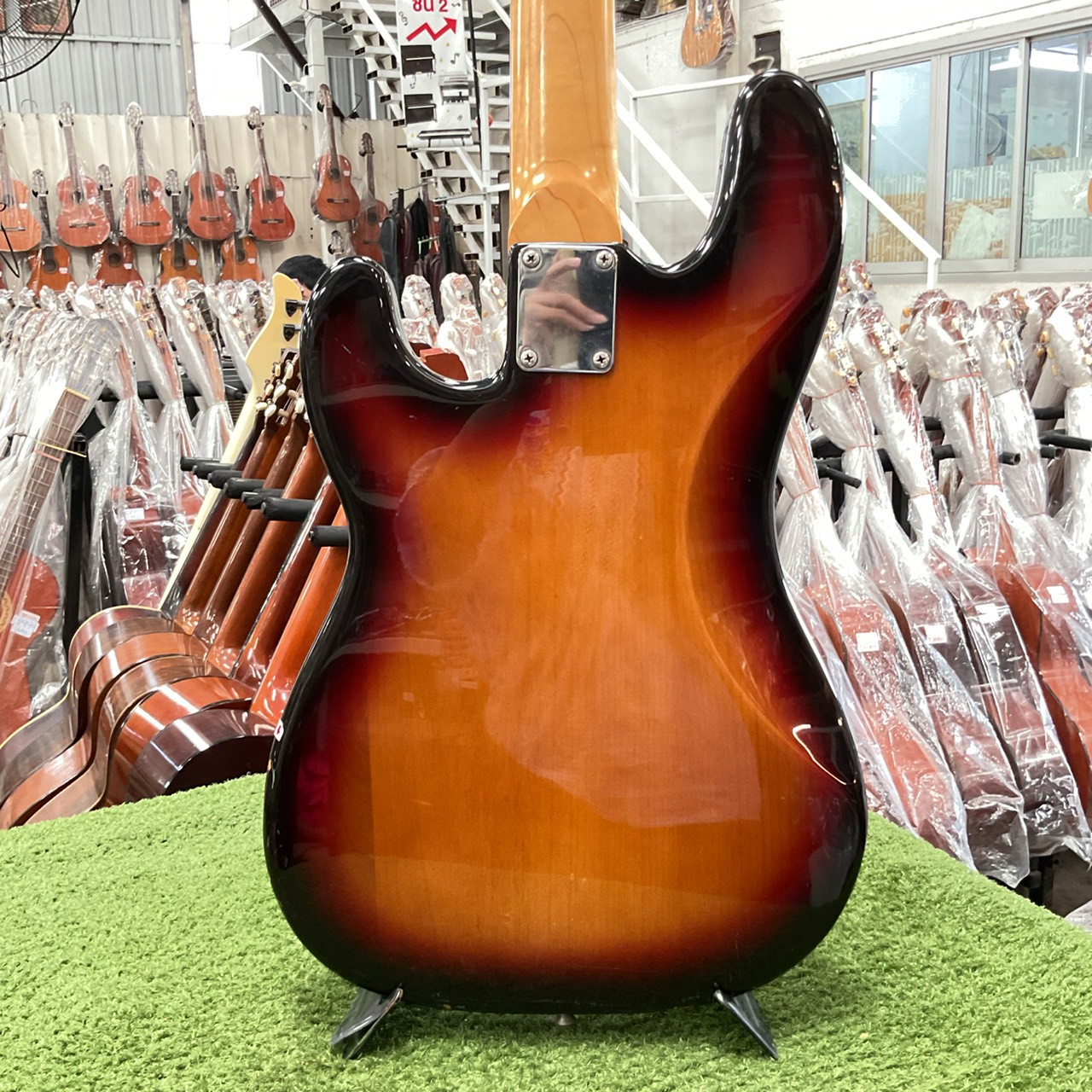 กีต้าร์เบส Craftsman : TRADITIONAL