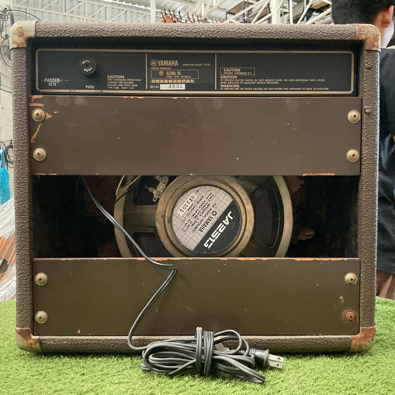 แอมป์กีต้าร์ YAMAHA : JX20 สินค้าไม่พร้อมใช้งาน (ต้องซ่อม)