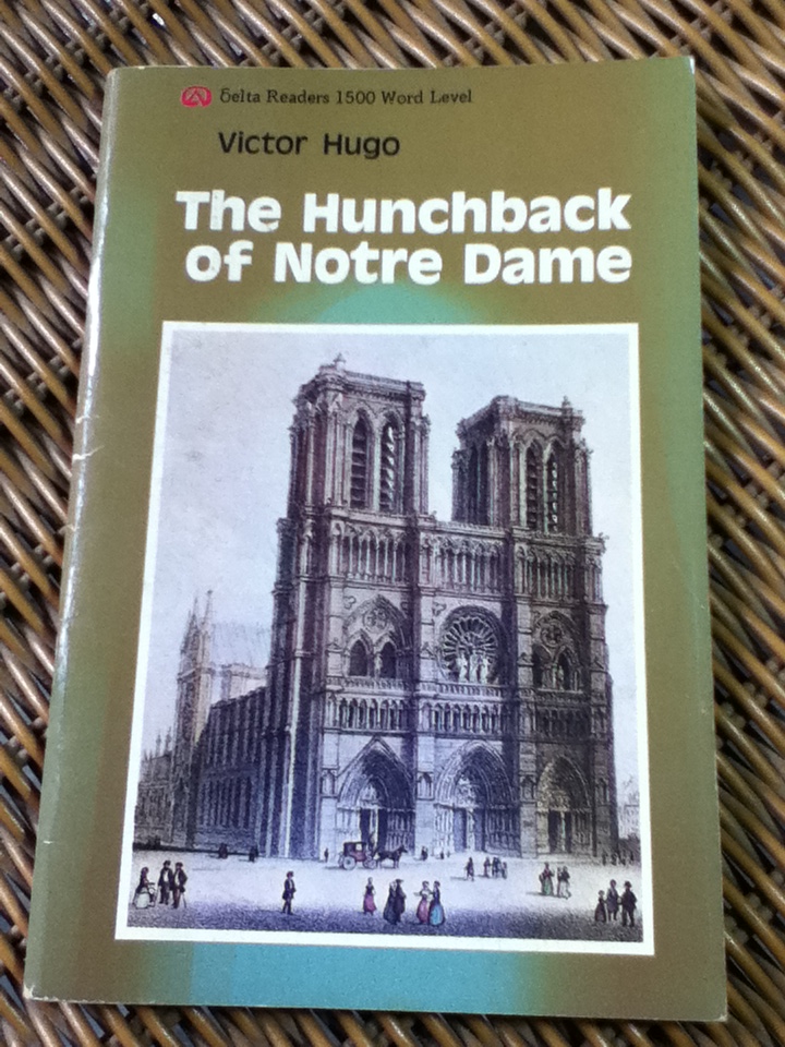The Hunchback of Notre Dame/ Victor Hugo (หนังสือแถม)