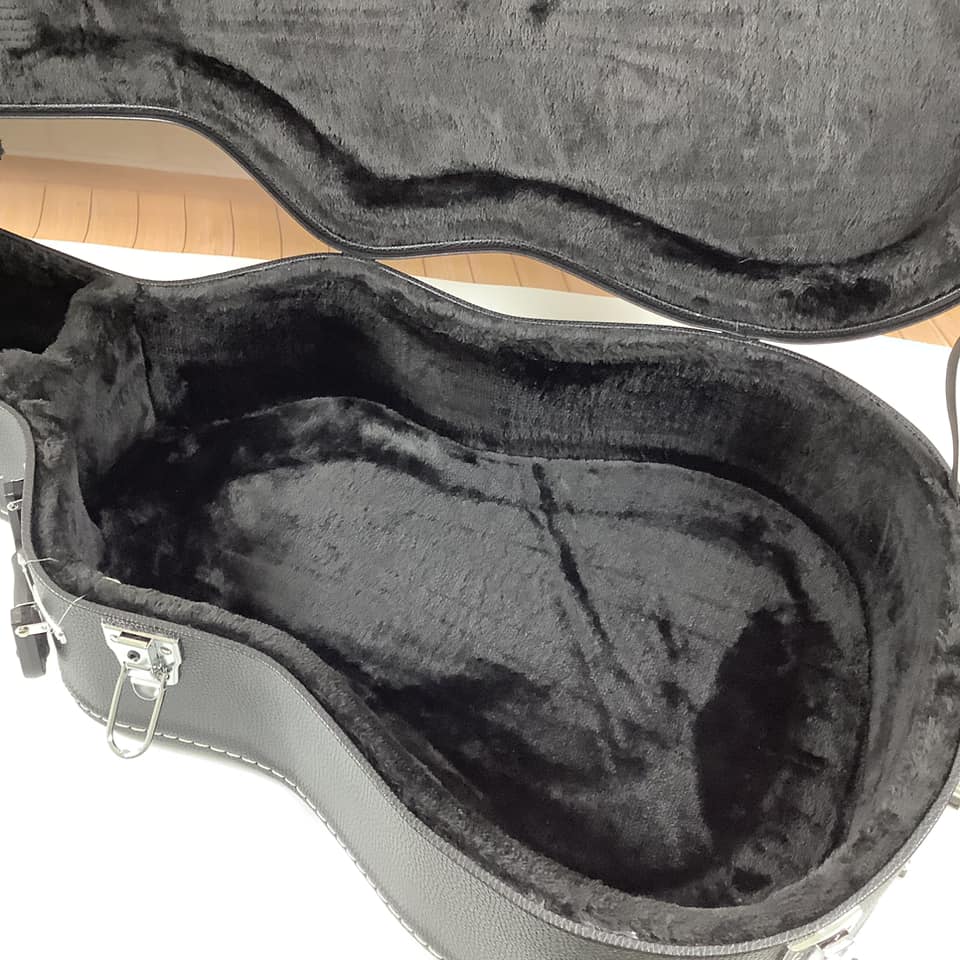 กล่องเคสกีต้าร์โปร่ง