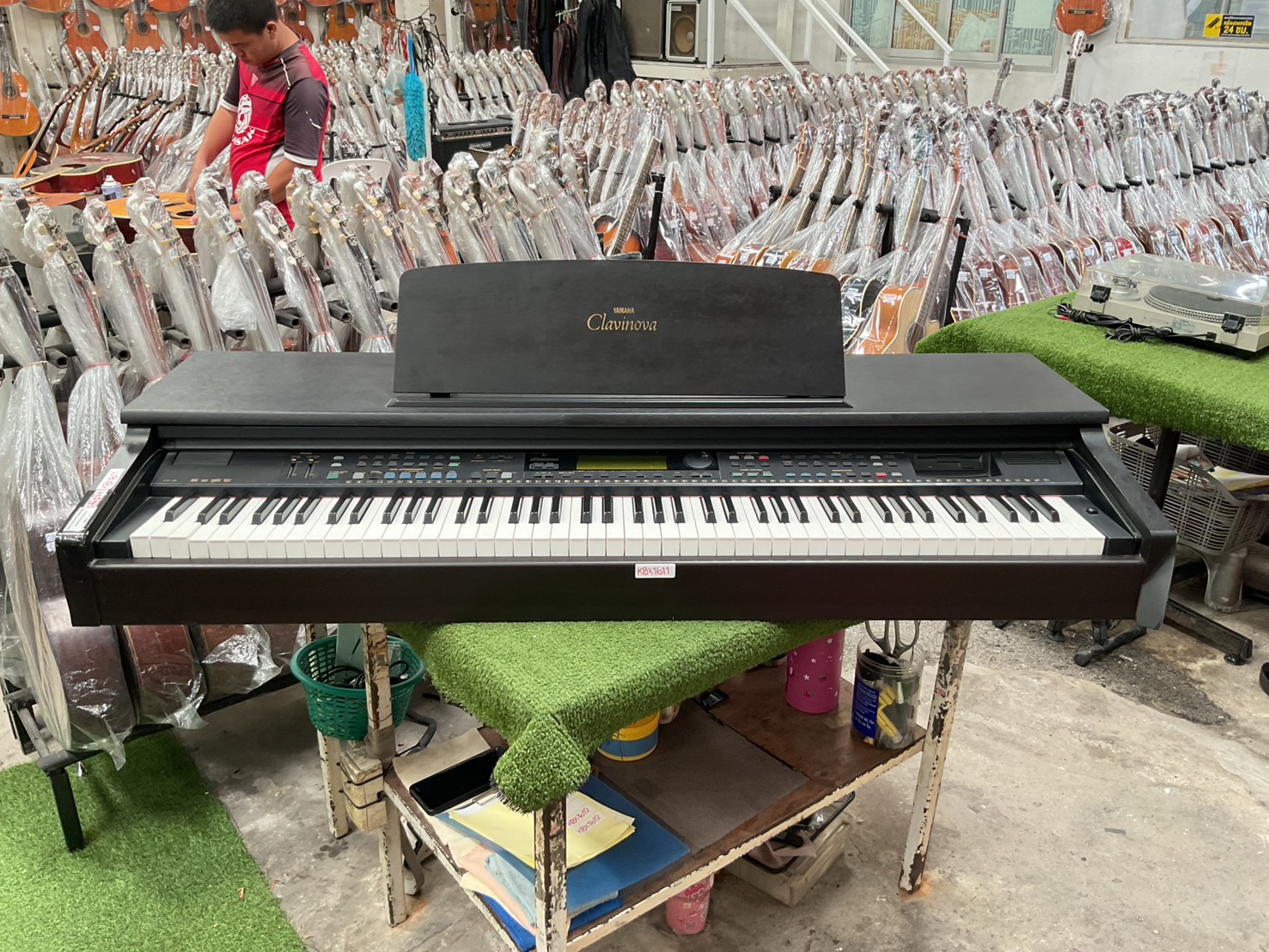 เปียโน YAMAHA : CVP-92 สินค้าไม่พร้อมใช้งาน (ต้องซ่อม)