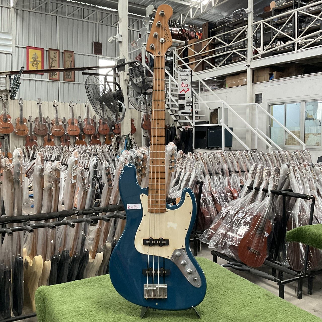 กีต้าร์เบส Flavor