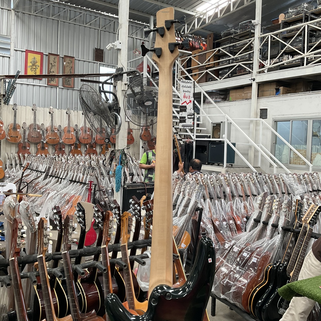 กีต้าร์เบส SDGR BY IBANEZ