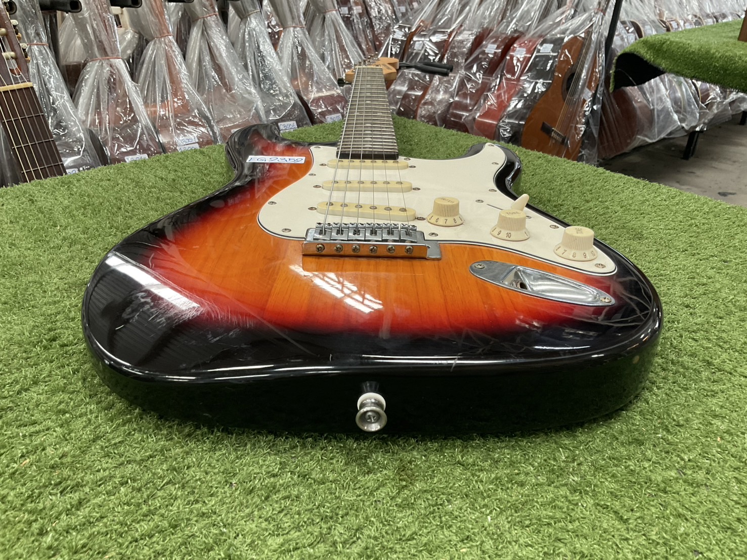 กีต้าร์ไฟฟ้า SELDER