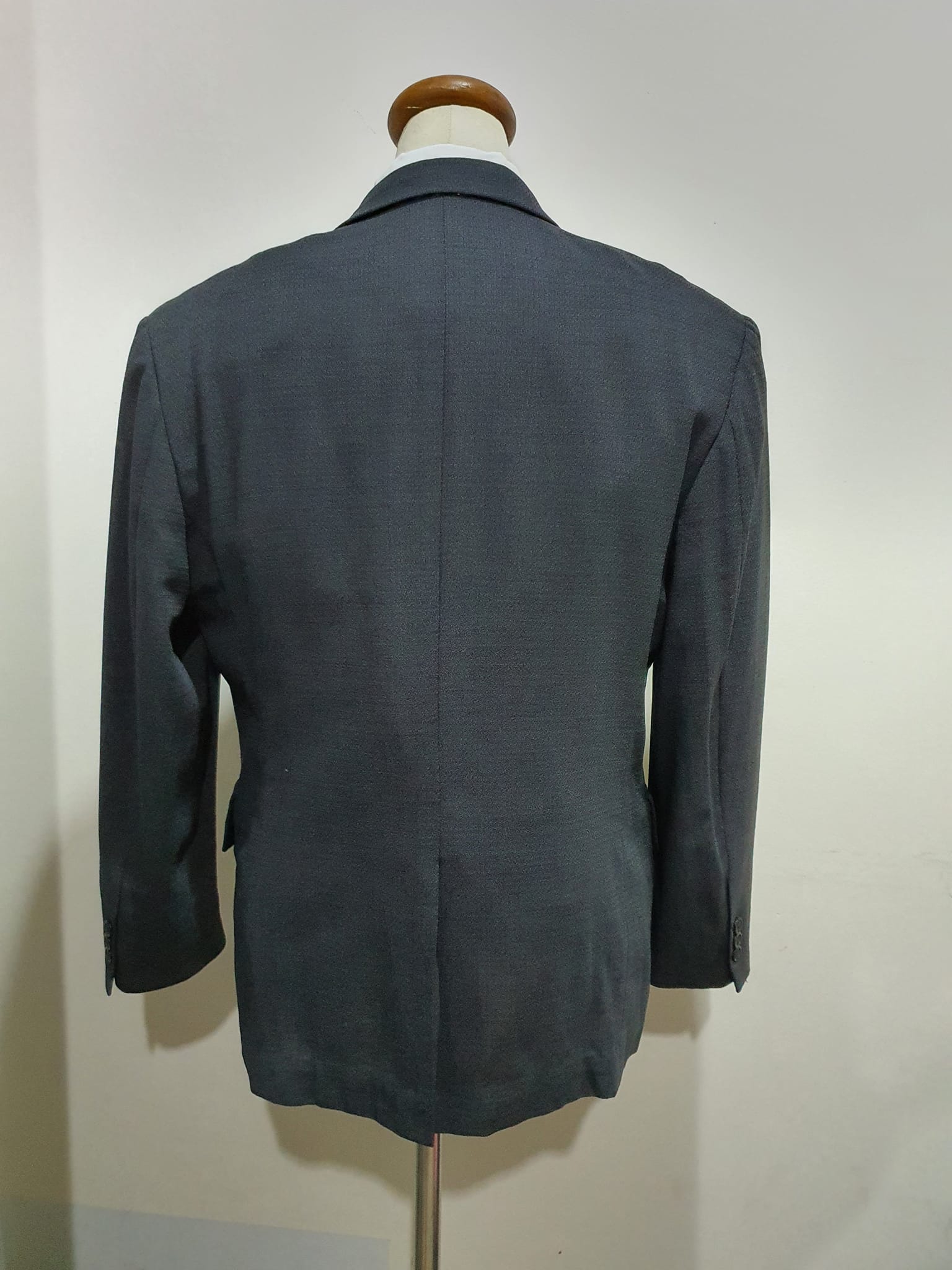 Suit0041 เสื้อสูท นำเข้า มือสอง สีเทา แบรนด์ TRUGEN อก 42 นิ้ว