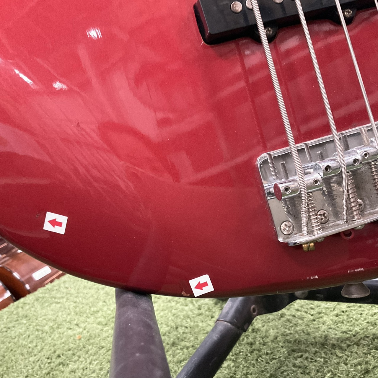 กีต้าร์เบส BUSKER'S