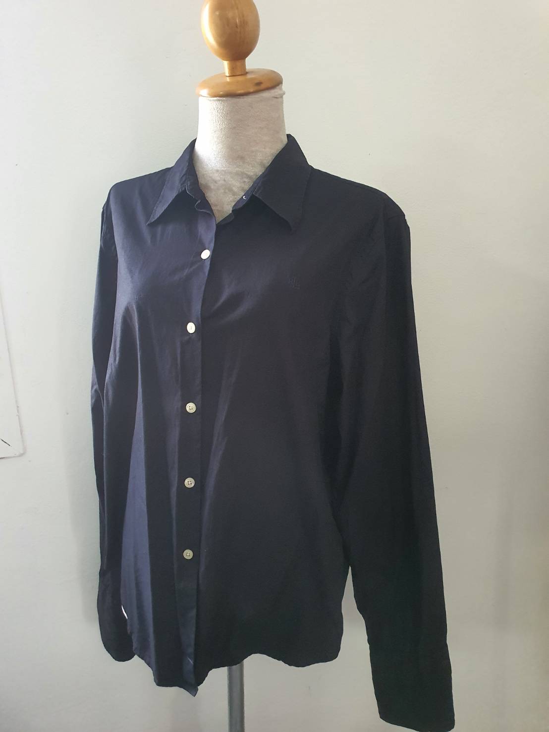 FF06467 เสื้อเชิ้ตมือสอง สีดำ RALPH LAUREN อก 42 นิ้ว