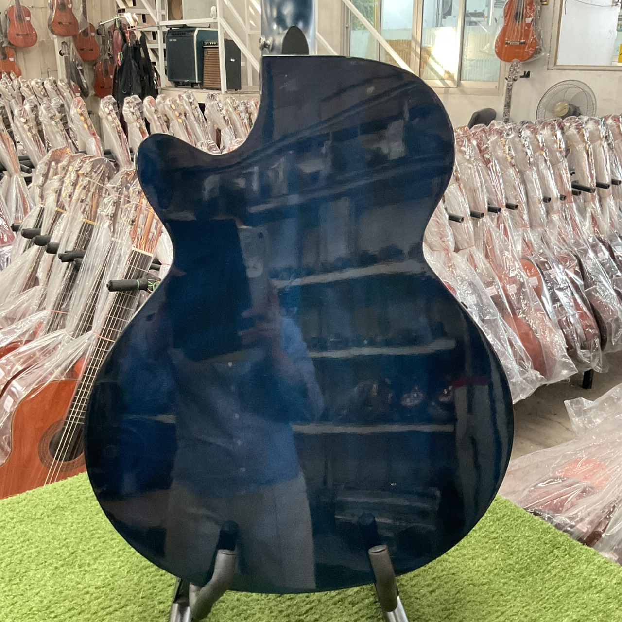 กีต้าร์โปร่งไฟฟ้า Cort : SFX E TBB