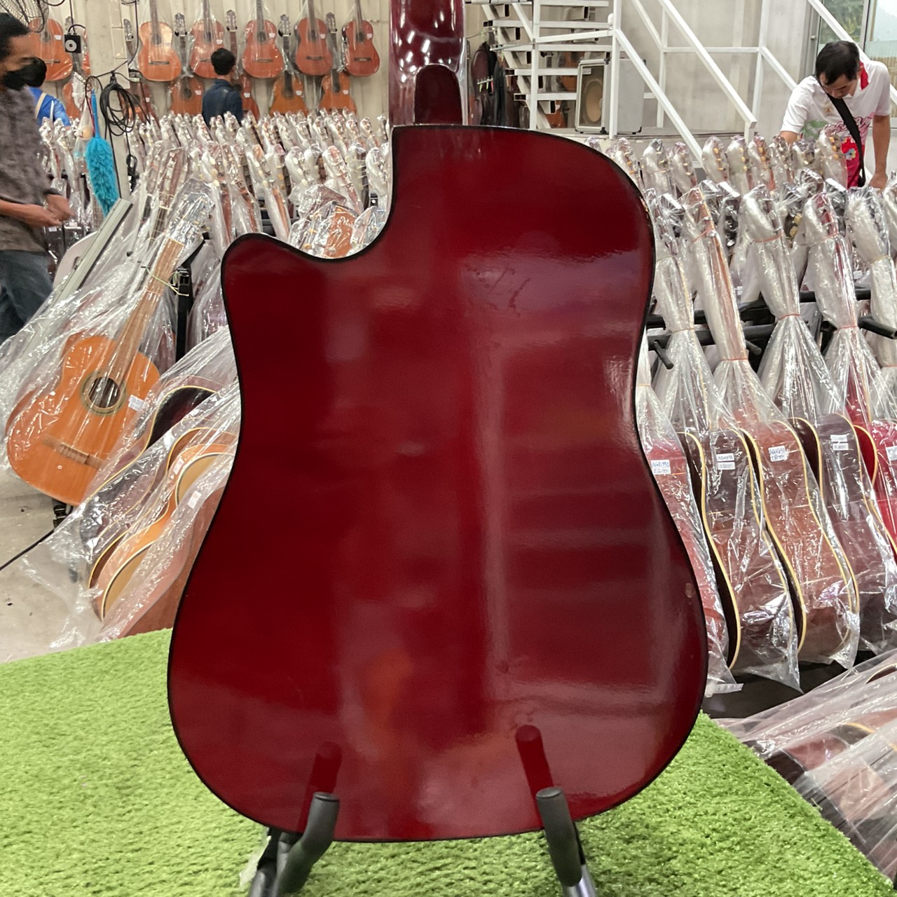 กีต้าร์โปร่ง Chelldee