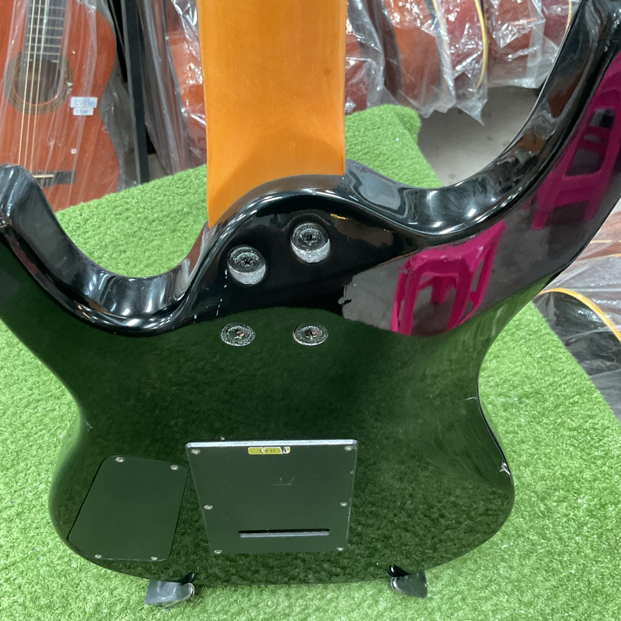 กีต้าร์ไฟฟ้า Aria Pro II