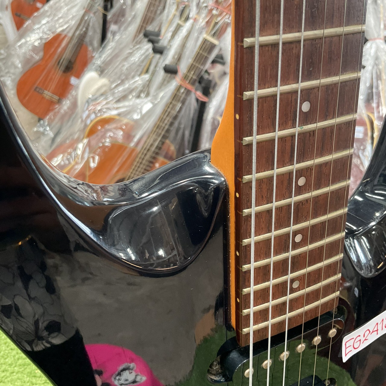 กีต้าร์ไฟฟ้า Aria Pro II : MAGNA