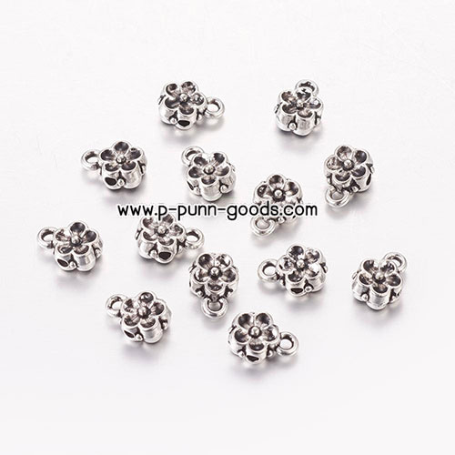 ตัวแขวนจี้ ดอกไม้ 6x8 มม. สีเงินโบราณ