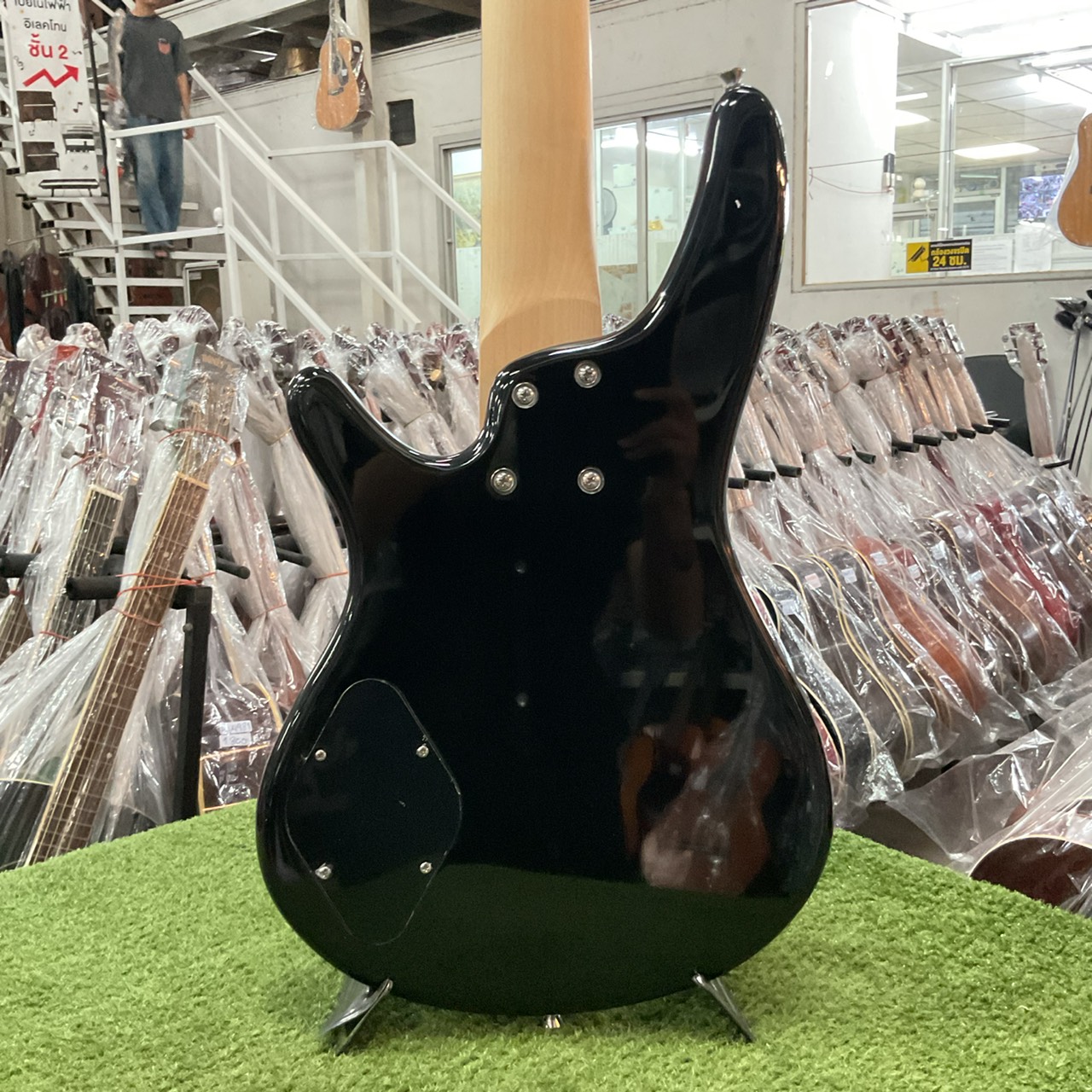 กีต้าร์เบส Sni jer (Gion) - 5 สาย